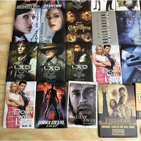 37 Vintage Movie Buttons Collection Of 37 Pins Lot Collections Cinema - Picture 3 of 5